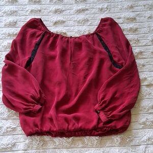 Alice + Olivia Red Ruched 3/4 Sleeve Blouse